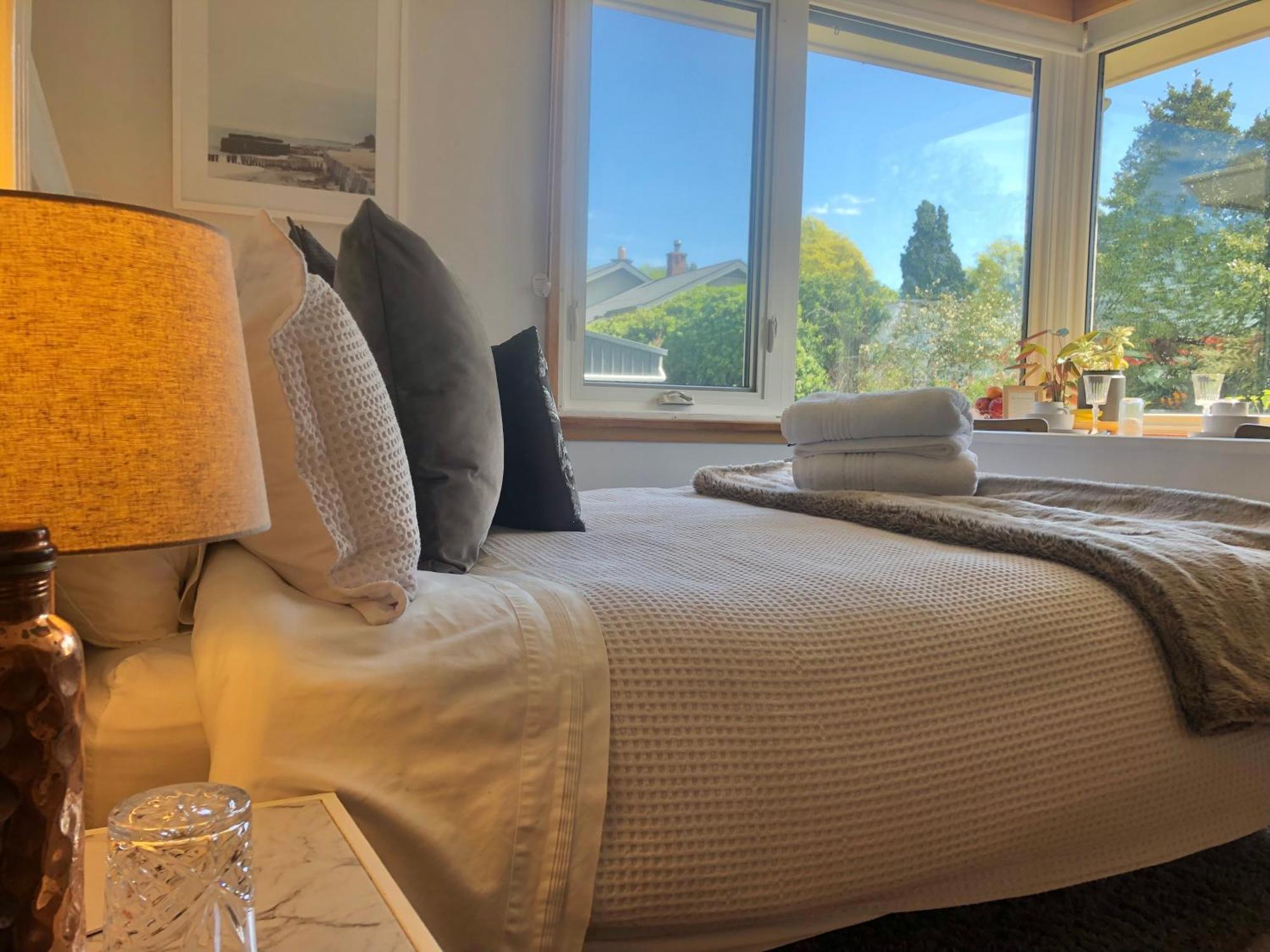 Lovely Budget Vegan Homestay Λόντσεστον Εξωτερικό φωτογραφία