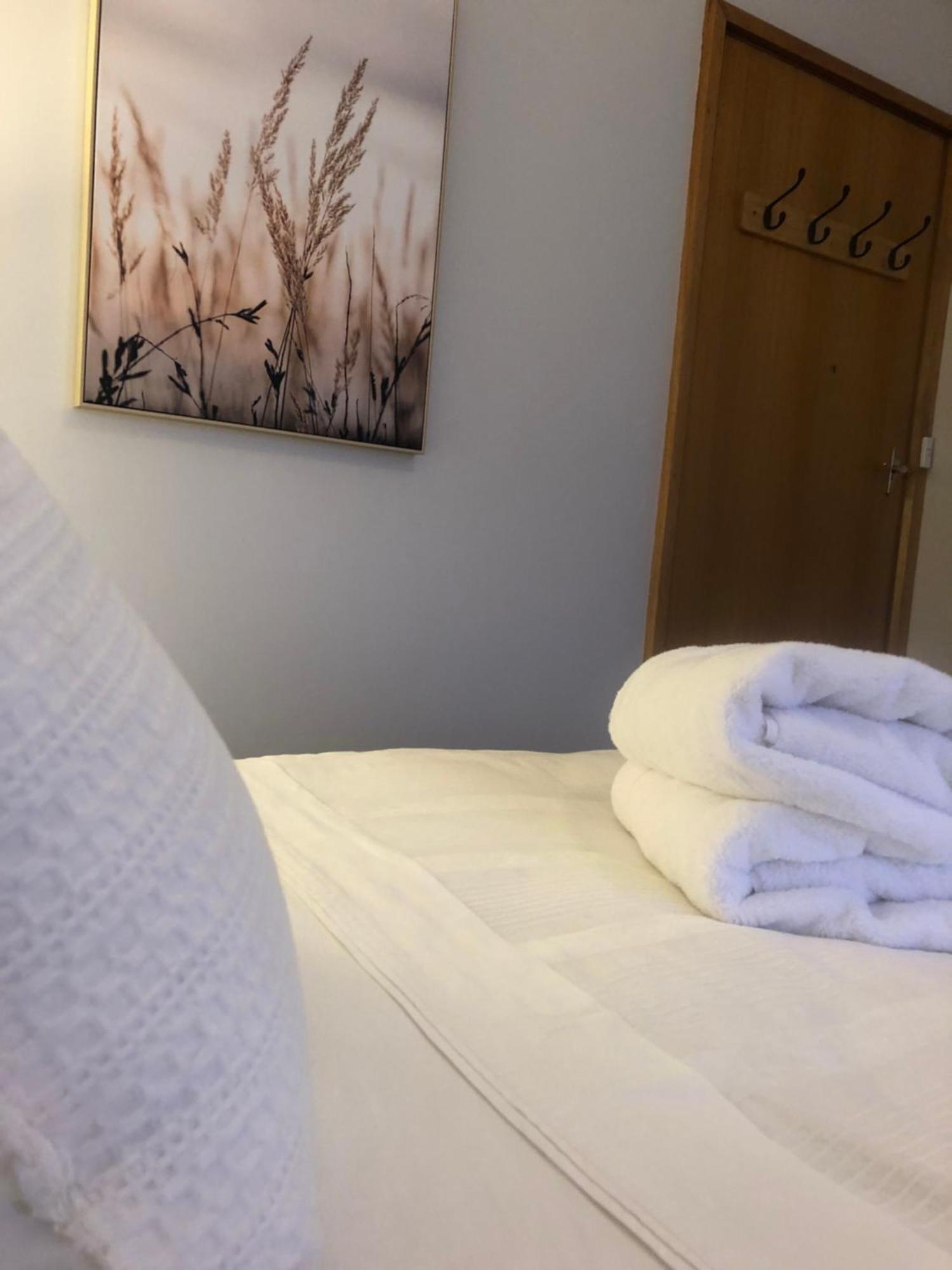 Lovely Budget Vegan Homestay Λόντσεστον Εξωτερικό φωτογραφία